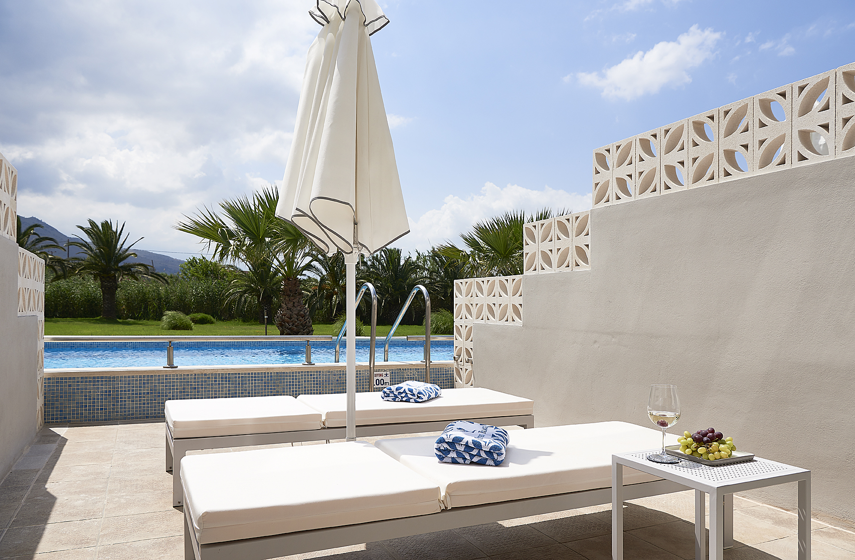 DOUBLE CHAMBRE EXECUTIVE AVEC PISCINE PARTAGÉE 