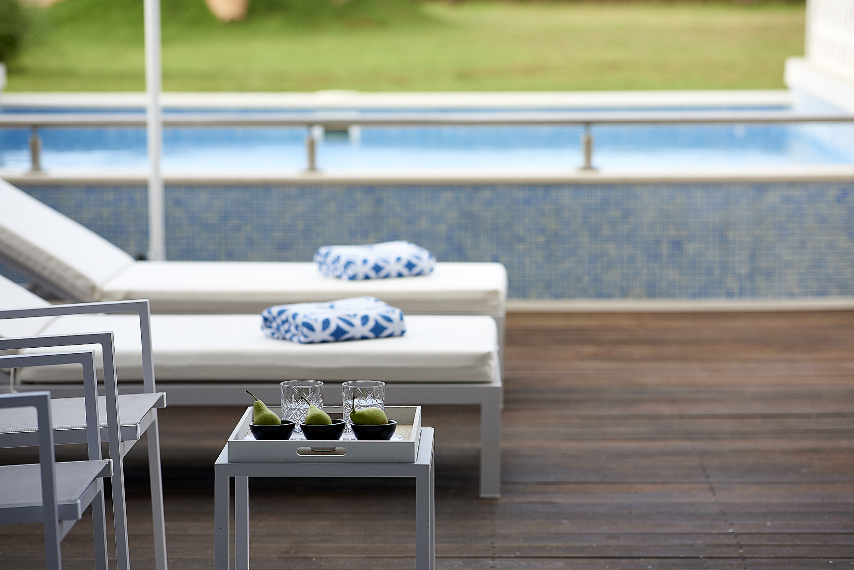 MYTHOS SWIM-UP JUNIOR SUITE WITH DIRECT SEA VIEW AND PRIVATE POOL